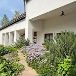 Szent Jakab فندق مبيت وإفطار 3*
