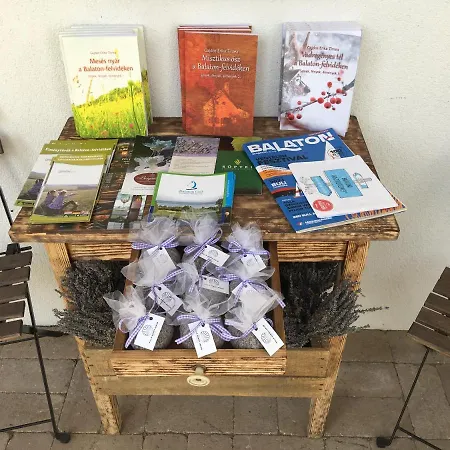 Szent Jakab 3* Vászoly