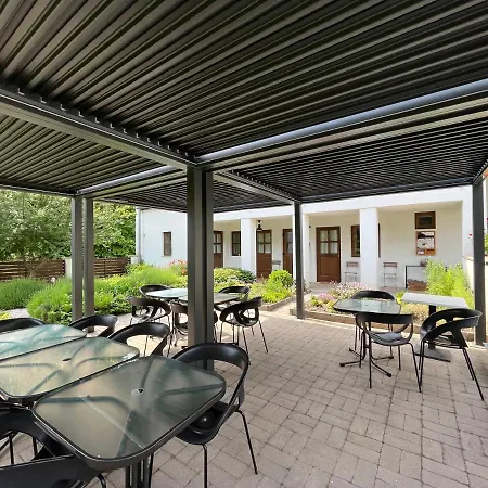 Szent Jakab B&B *
