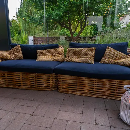 לינה וארוחת בוקר Szent Jakab