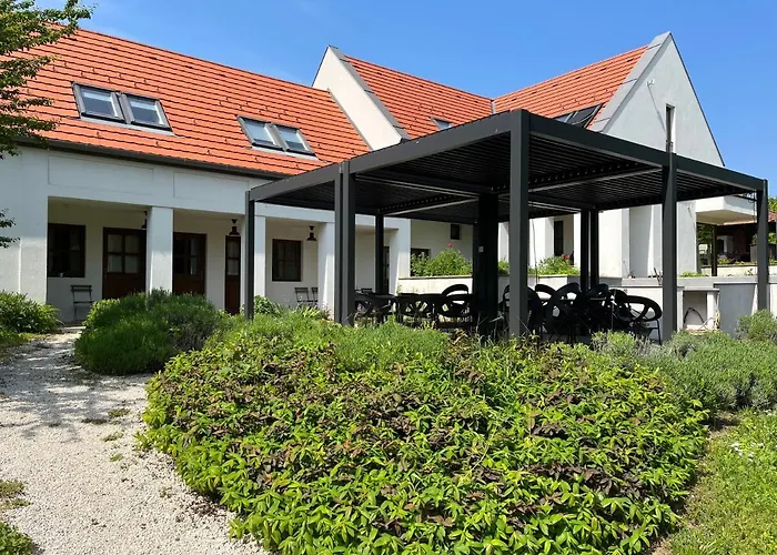 Szent Jakab 3* Vászoly